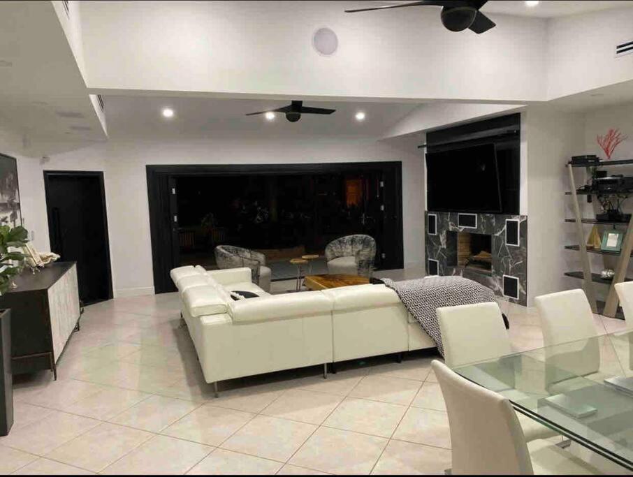 Swaying Palm Beach House Fort Lauderdale Eksteriør billede